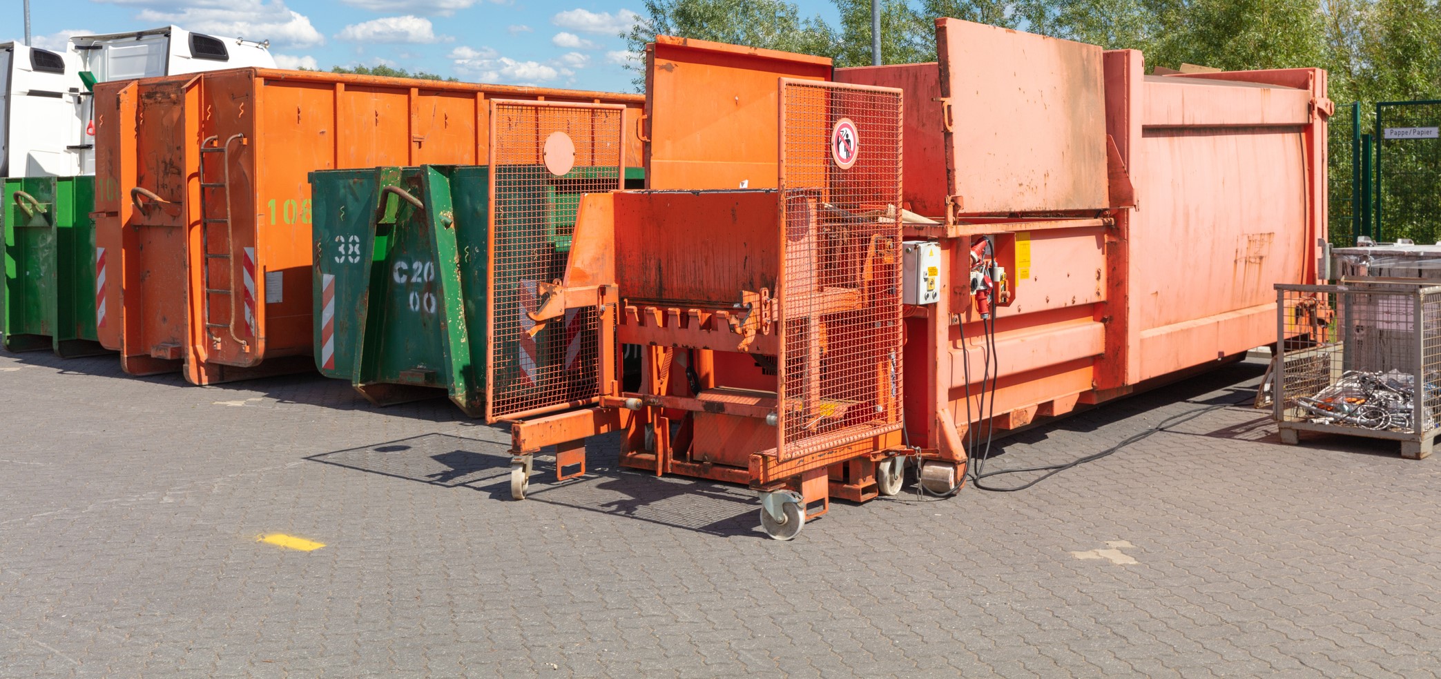 Why a Self-Contained Trash Compactor is Good for Business